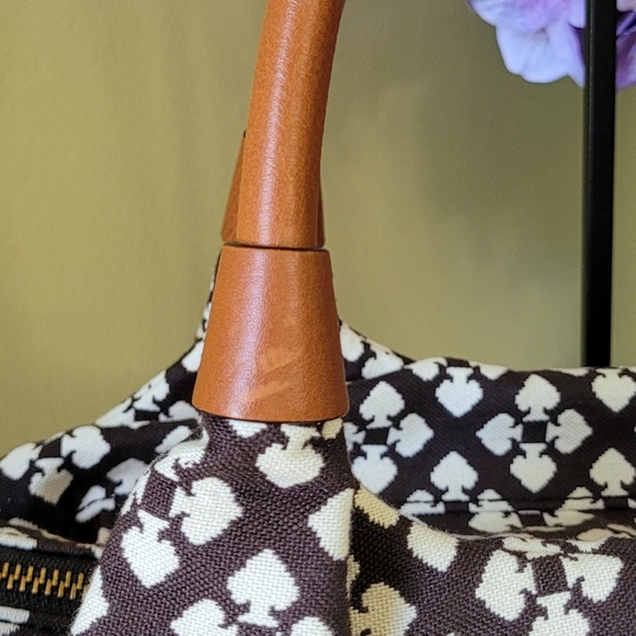 Kate Spade Brown Monochrome Printed Canvas and Leather Stevie Bag - Picture 7 of 16